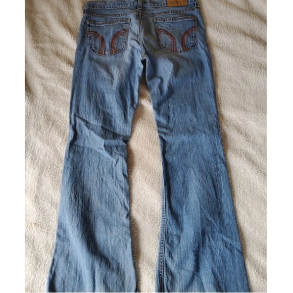 Stylish Blue Flare Women's Jeans - Picture 2 of 3